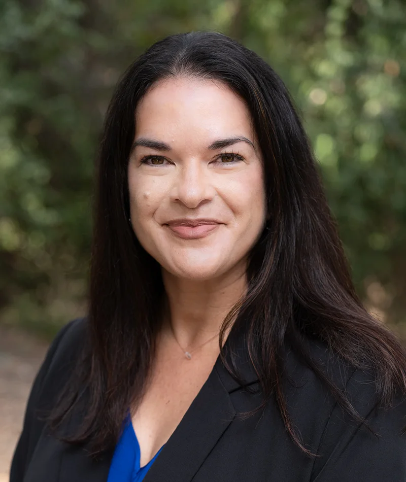 Tiffany Burgess headshot