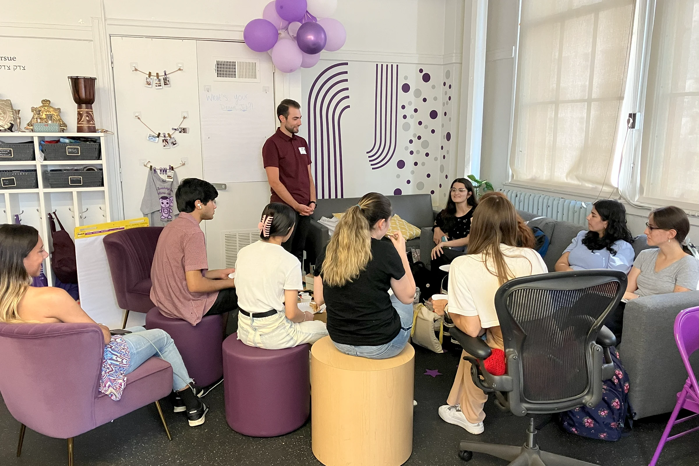 A group of CUNY Hillel students.